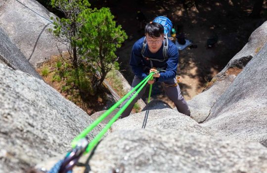 Rappelling2